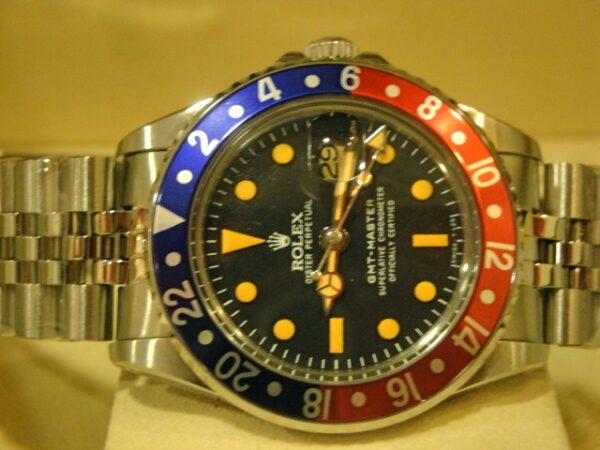 rolex replica GMT MASTER 1675 blue-red bezel jubilèè bracelet replica watch